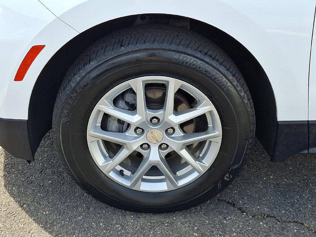 Used 2023 Chevrolet Equinox LT AWD/4WD image 29
