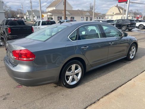 Used 2015 Volkswagen Passat 1.8T Limited Edition image 6