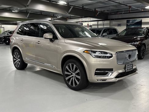 Certified 2023 Volvo XC90 B6 Plus AWD/4WD image 1