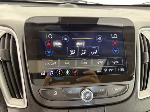 Used 2024 Chevrolet Malibu LT FWD image 21