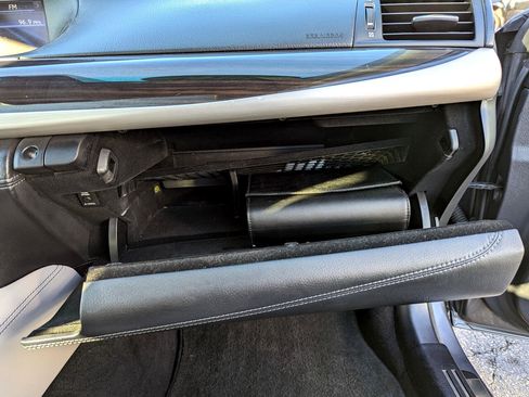 Used 2013 Lexus LS 460 AWD image 34