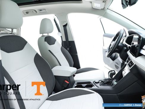 Used 2025 Volkswagen Taos SE w/ Panoramic Sunroof Package image 73