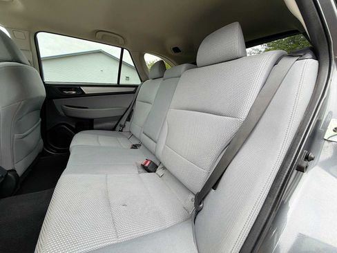 Used 2018 Subaru Outback 2.5i Premium AWD/4WD image 17