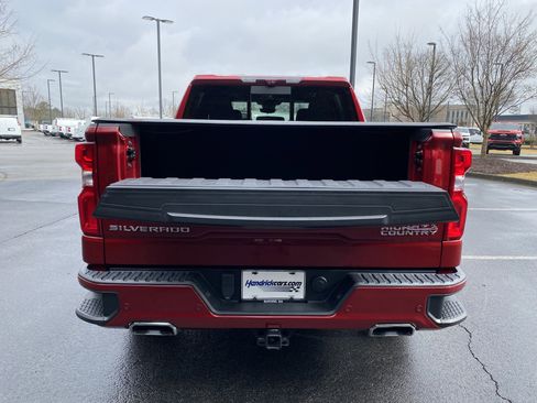 Used 2022 Chevrolet Silverado 1500 High Country w/ High Country Premium Package image 11