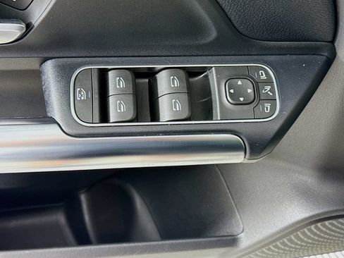 Used 2022 Mercedes-Benz GLA 250 4MATIC image 19