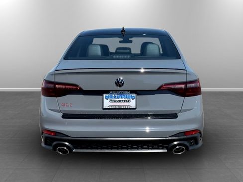 Used 2024 Volkswagen Jetta GLI Autobahn FWD image 6