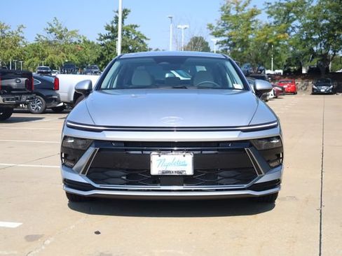 Used 2026 Hyundai Sonata SEL FWD image 3