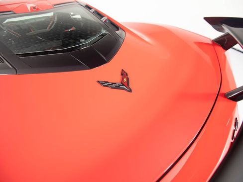 Used 2021 Chevrolet Corvette Stingray Preferred Cpe w/ Engine Appearance Package RWD image 54