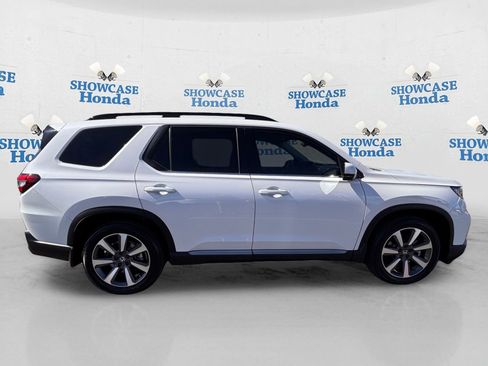 Used 2023 Honda Pilot Elite image 9