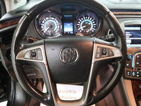 Used 2012 Buick LaCrosse Premium image 19