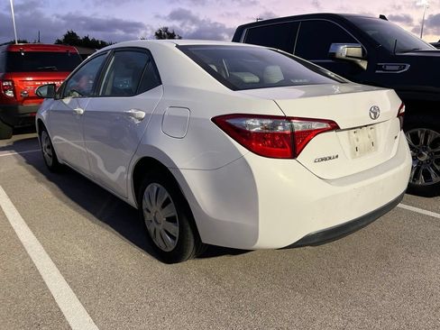 Used 2016 Toyota Corolla LE FWD image 4