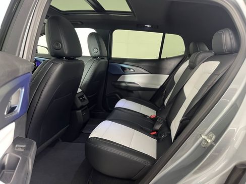 New 2026 Chevrolet Equinox EV LT image 11