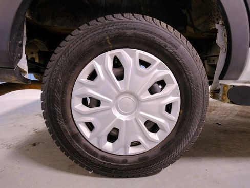 Used 2024 Ford Transit 250 Low Roof w/ Exterior Upgrade Package image 39