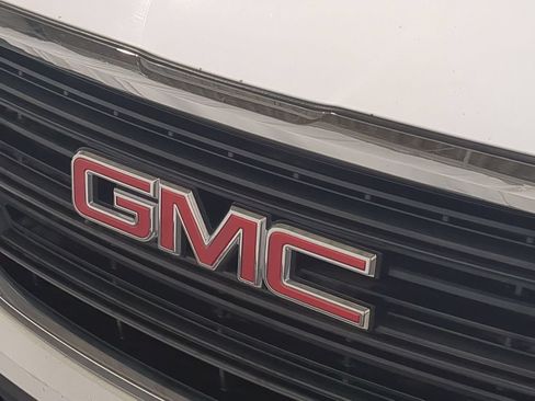 Used 2019 GMC Terrain SLE FWD image 15