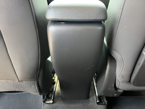 Used 2023 Chevrolet TrailBlazer LT FWD image 31