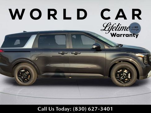New 2026 Kia Carnival LXS image 2