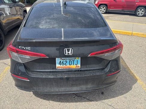 Used 2022 Honda Civic LX image 5