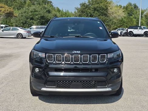 Used 2023 Jeep Compass Limited AWD/4WD image 8