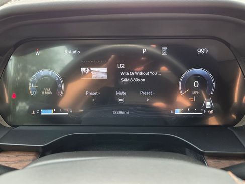Used 2023 Jeep Grand Cherokee L Summit AWD/4WD image 32