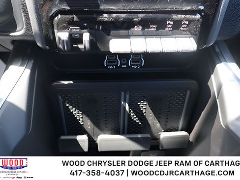New 2026 RAM 2500 Laramie w/ Night Edition AWD/4WD image 25