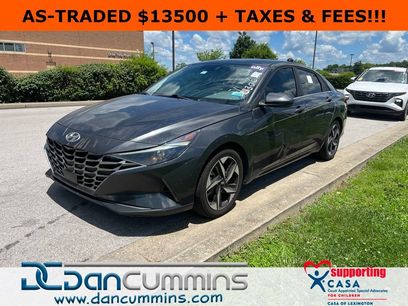 Used 2021 Hyundai Elantra SEL w/ Convenience + Premium Package