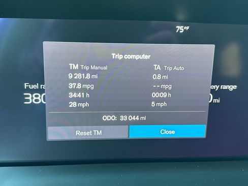 Used 2024 Volvo XC60 T8 Plus w/ Protection Package Premier AWD/4WD image 37