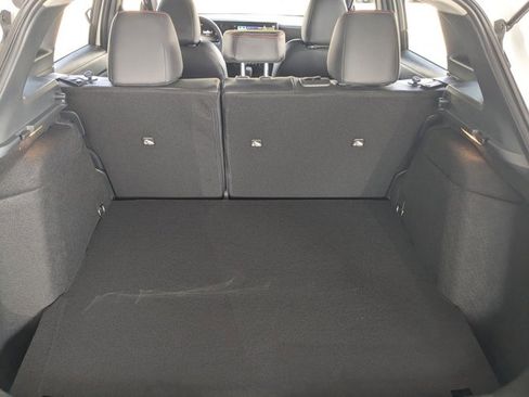 Used 2025 Nissan Kicks SR image 6