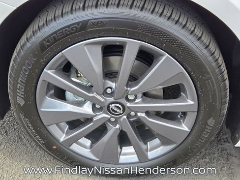New 2026 Nissan Sentra SL w/ Floor Mat Package FWD image 6