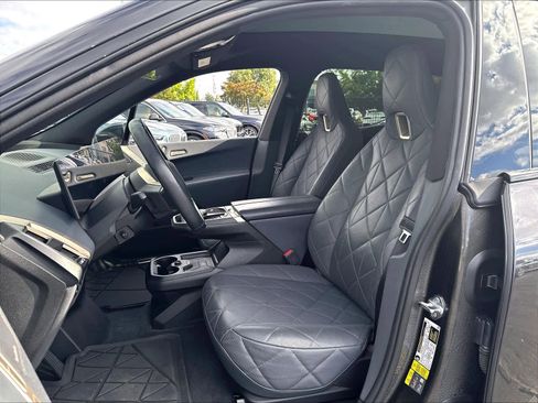 Used 2024 BMW iX xDrive50 w/ Sport Package AWD/4WD image 22