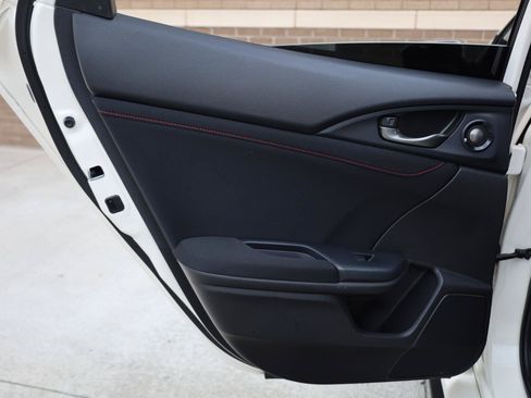 Used 2020 Honda Civic Type R image 21