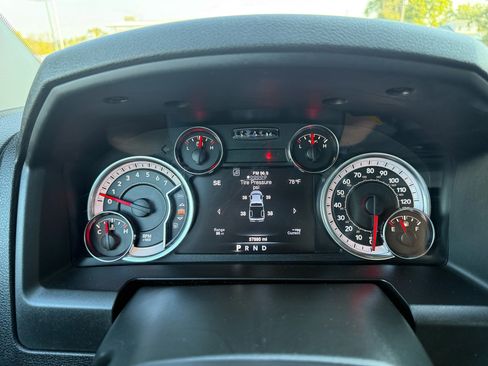 Used 2021 RAM 1500 Tradesman w/ Tradesman SXT Package image 11