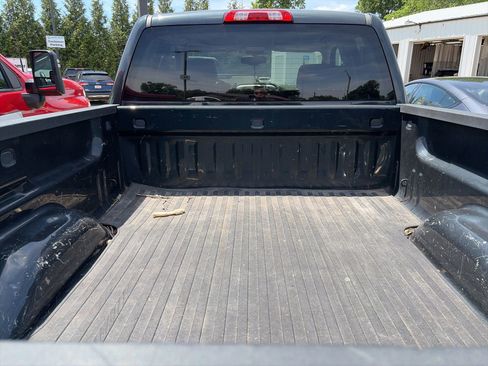 Used 2017 GMC Sierra 1500 SLT w/ SLT Premium Package AWD/4WD image 2