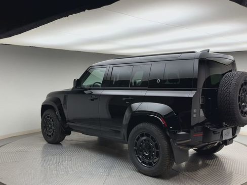 New 2026 Land Rover Defender 110 OCTA AWD/4WD image 4