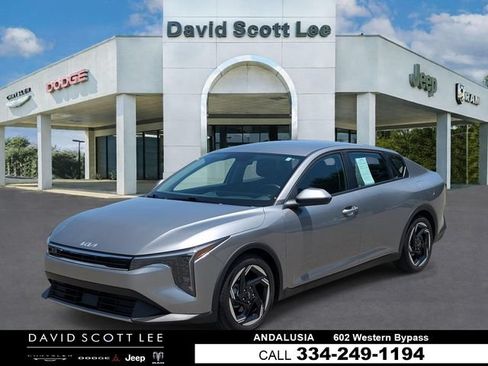 Used 2025 Kia K4 EX FWD image 1