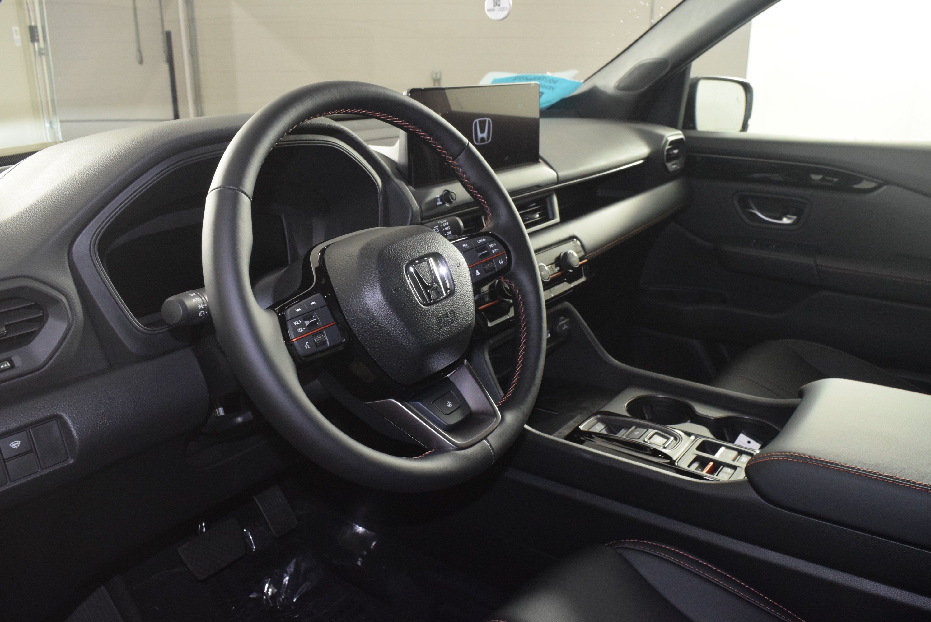 New 2026 Honda Pilot TrailSport image 2