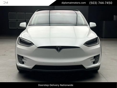 Used 2018 Tesla Model X 75D image 10