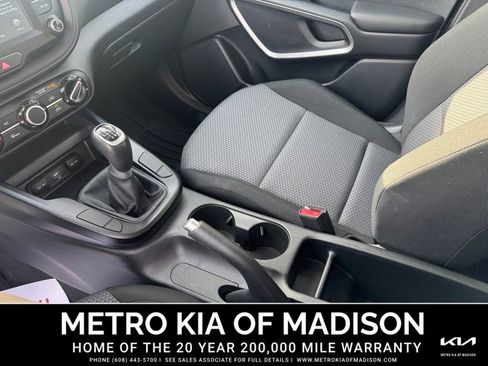 Used 2021 Kia Soul LX image 17