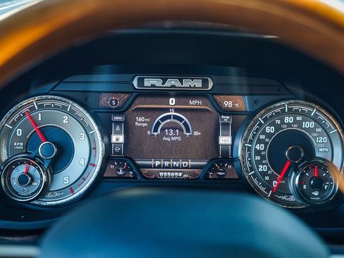 Used 2022 RAM 2500 Limited image 30