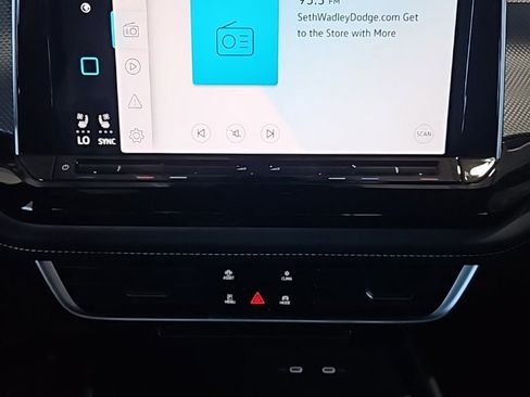 New 2026 Volkswagen Atlas Cross Sport SEL image 31