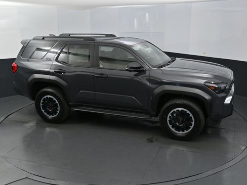 Used 2025 Toyota 4Runner TRD Off-Road Premium image 27