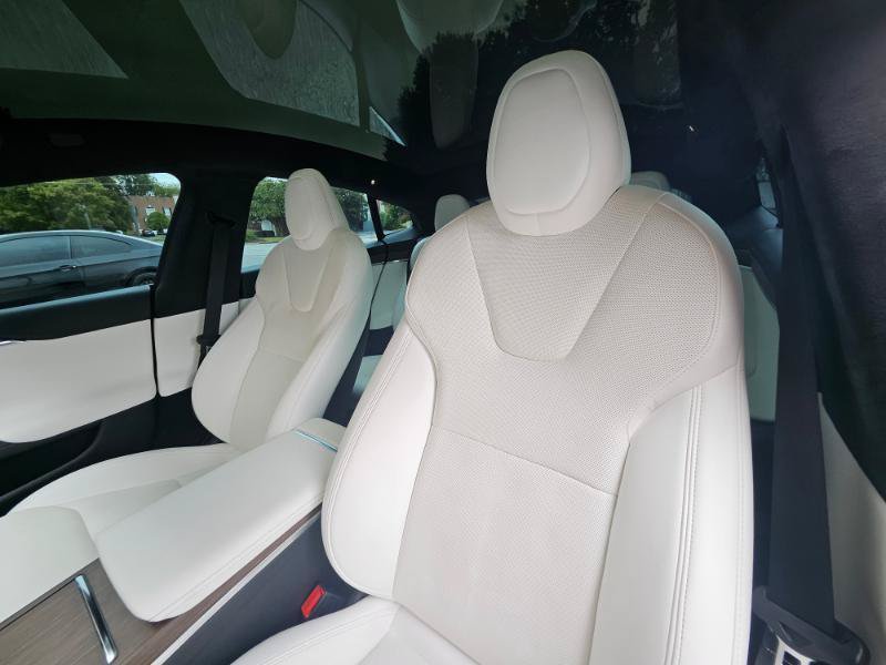 Used 2022 Tesla Model S AWD/4WD image 37