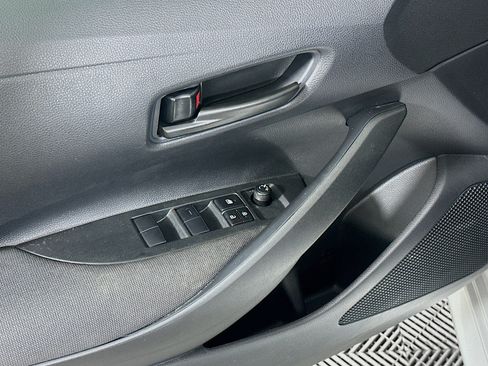 Used 2026 Toyota Corolla LE FWD image 15