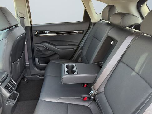 Used 2024 Kia Seltos EX image 13