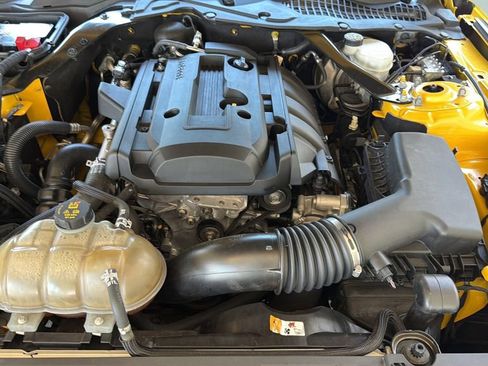 Used 2018 Ford Mustang Premium w/ Equipment Group 201A RWD image 36