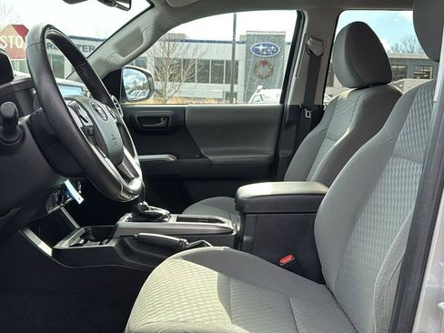 Used 2021 Toyota Tacoma SR5 image 12