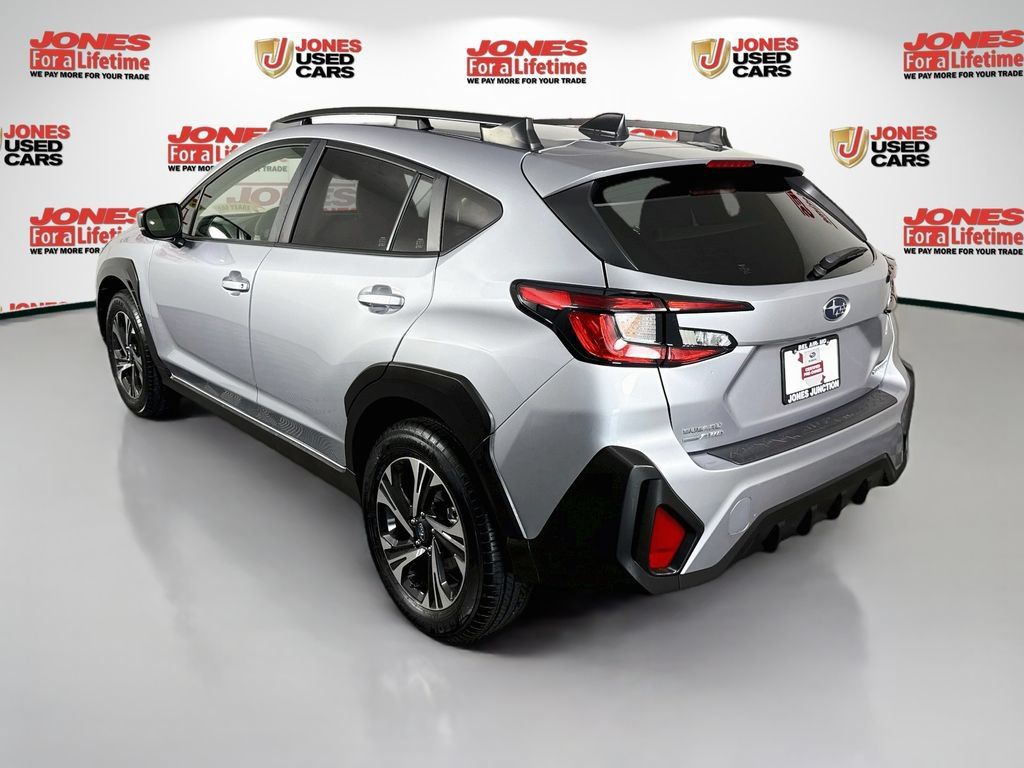 Used 2024 Subaru Crosstrek 2.0i Premium w/ Crosstrek Mirror Package AWD/4WD image 2