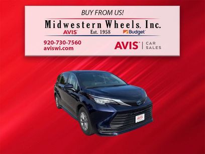 Used 2023 Toyota Sienna LE