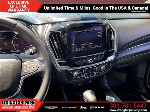 Used 2023 Chevrolet Traverse Premier w/ Redline Edition AWD/4WD image 9