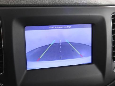 Used 2019 Jeep Compass Latitude w/ Popular Equipment Group image 36