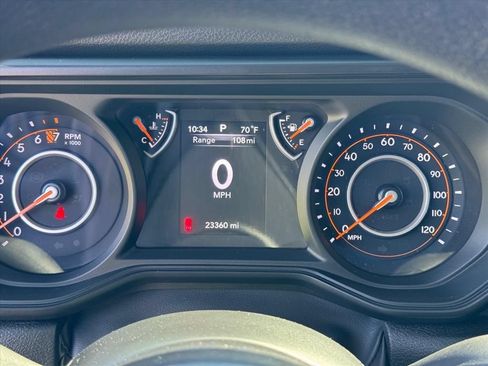 Used 2024 Jeep Gladiator Sport AWD/4WD image 18